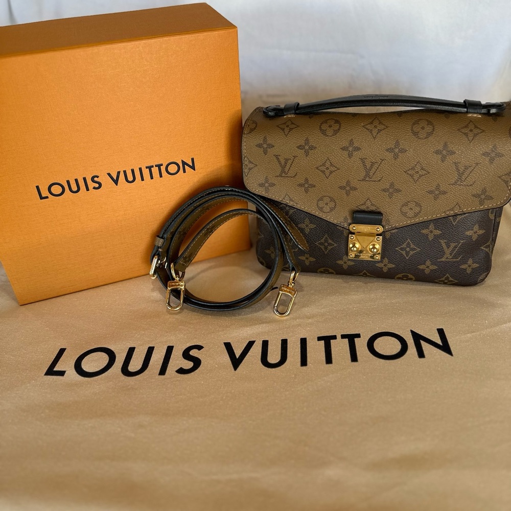 Louis Vuitton Pochette Metis